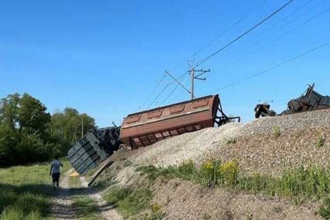 Фото с места подрыва поезда в Крыму недалеко от села Чистенькое